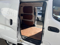 NISSAN E-NV200