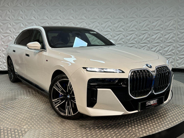 BMW 7 SERIES