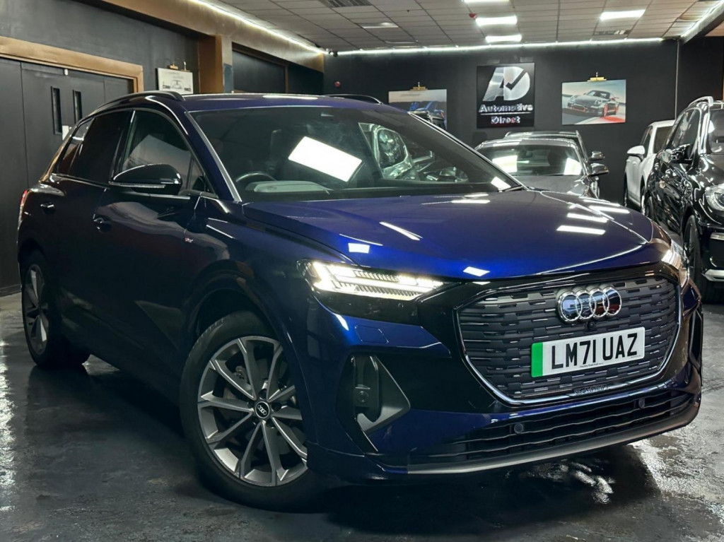 AUDI E-TRON