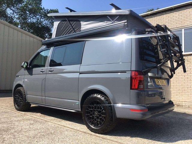 VOLKSWAGEN TRANSPORTER