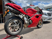 DUCATI 996