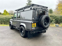 LAND ROVER DEFENDER 110