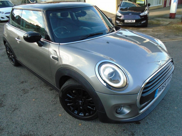 MINI HATCH