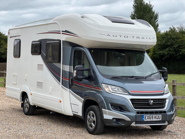 AUTO-TRAIL IMALA 715