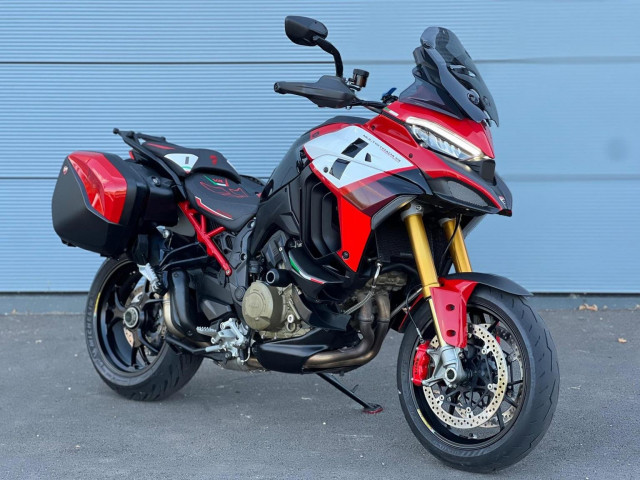 DUCATI MULTISTRADA V4