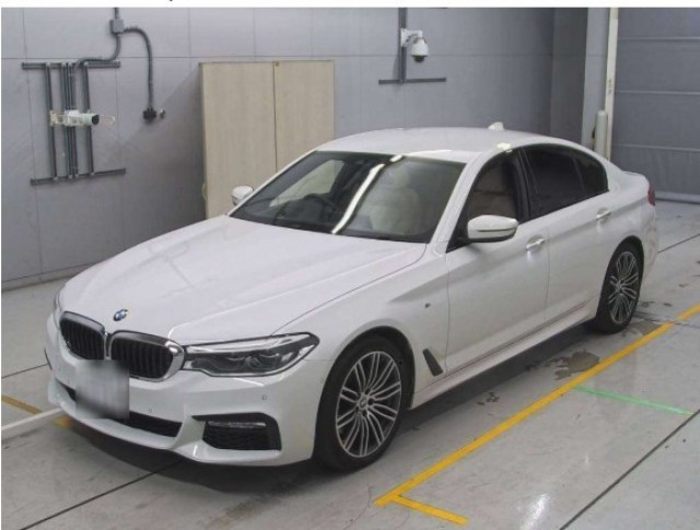 BMW 5 SERIES