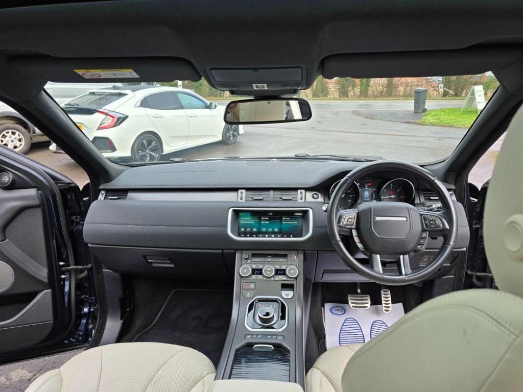 LAND ROVER RANGE ROVER EVOQUE