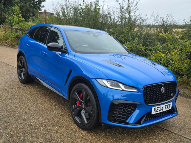 JAGUAR F-PACE