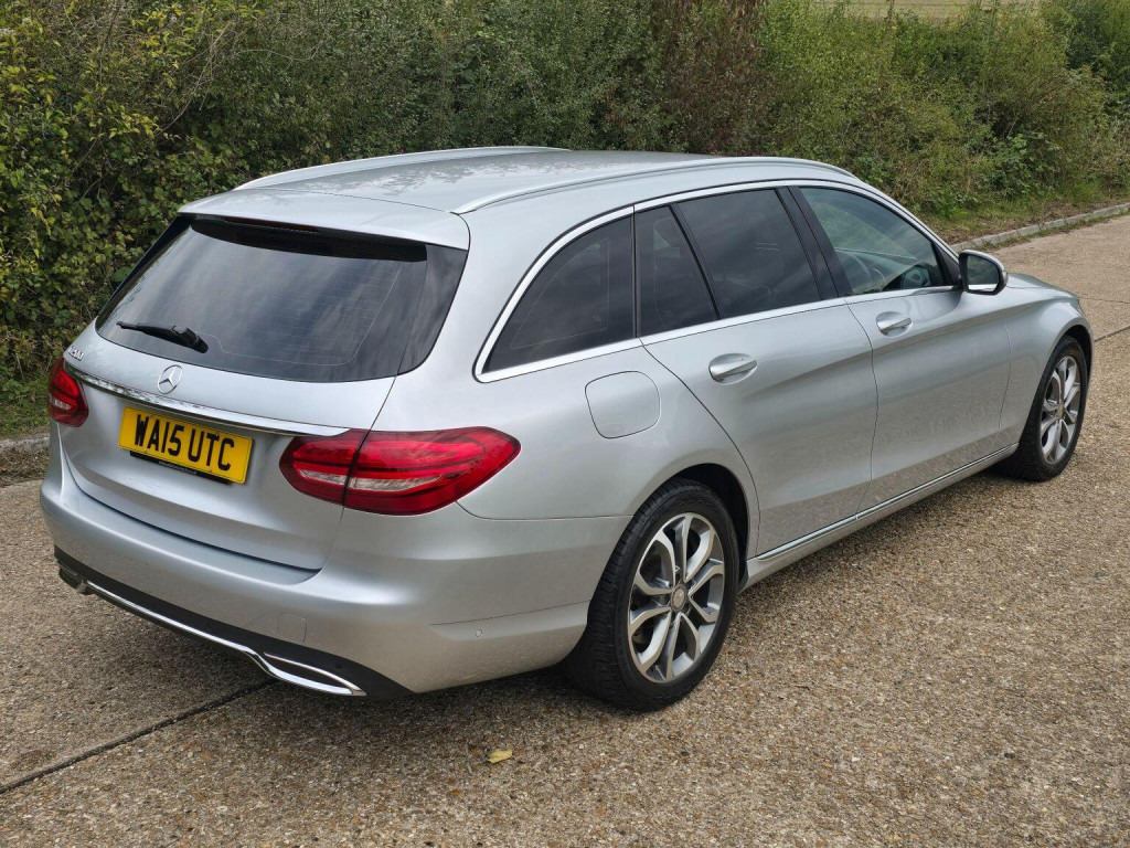 MERCEDES-BENZ C CLASS