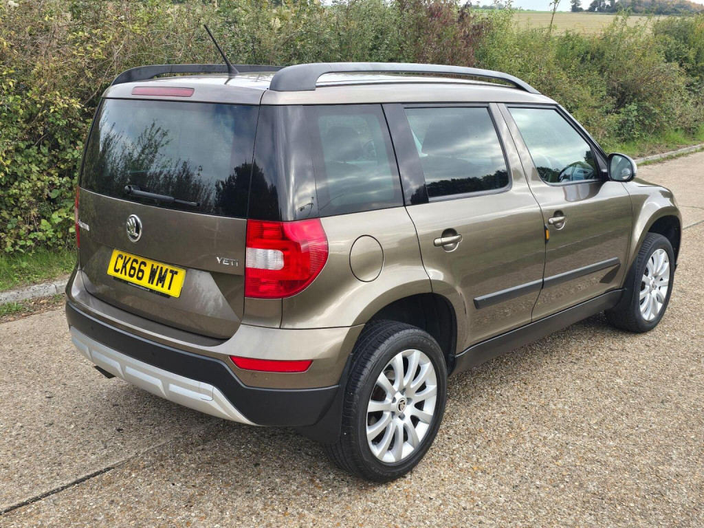 SKODA YETI