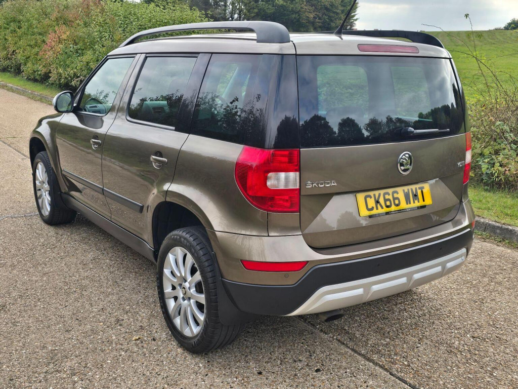SKODA YETI