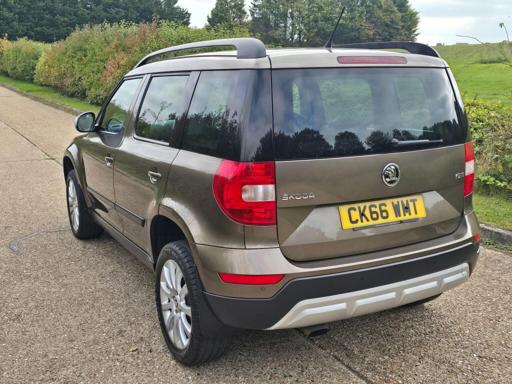 SKODA YETI