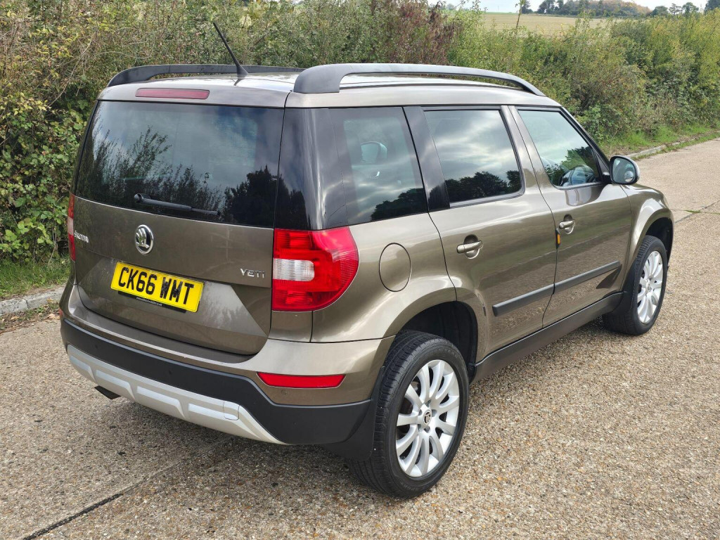 SKODA YETI