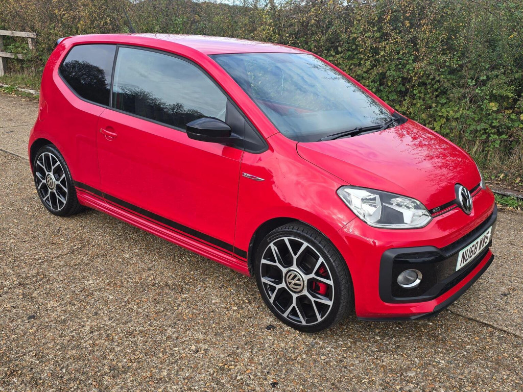VOLKSWAGEN UP