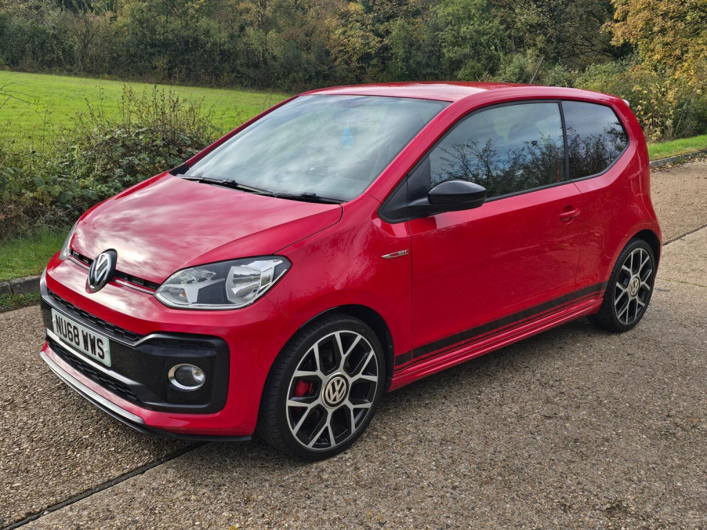 VOLKSWAGEN UP