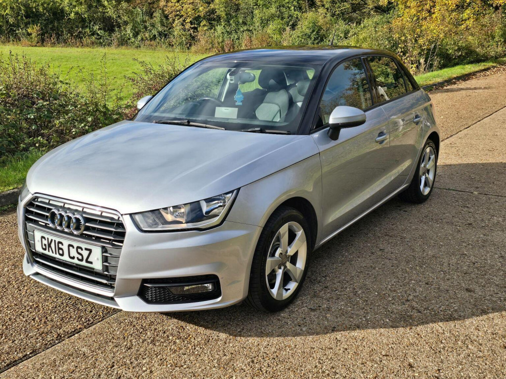 AUDI A1