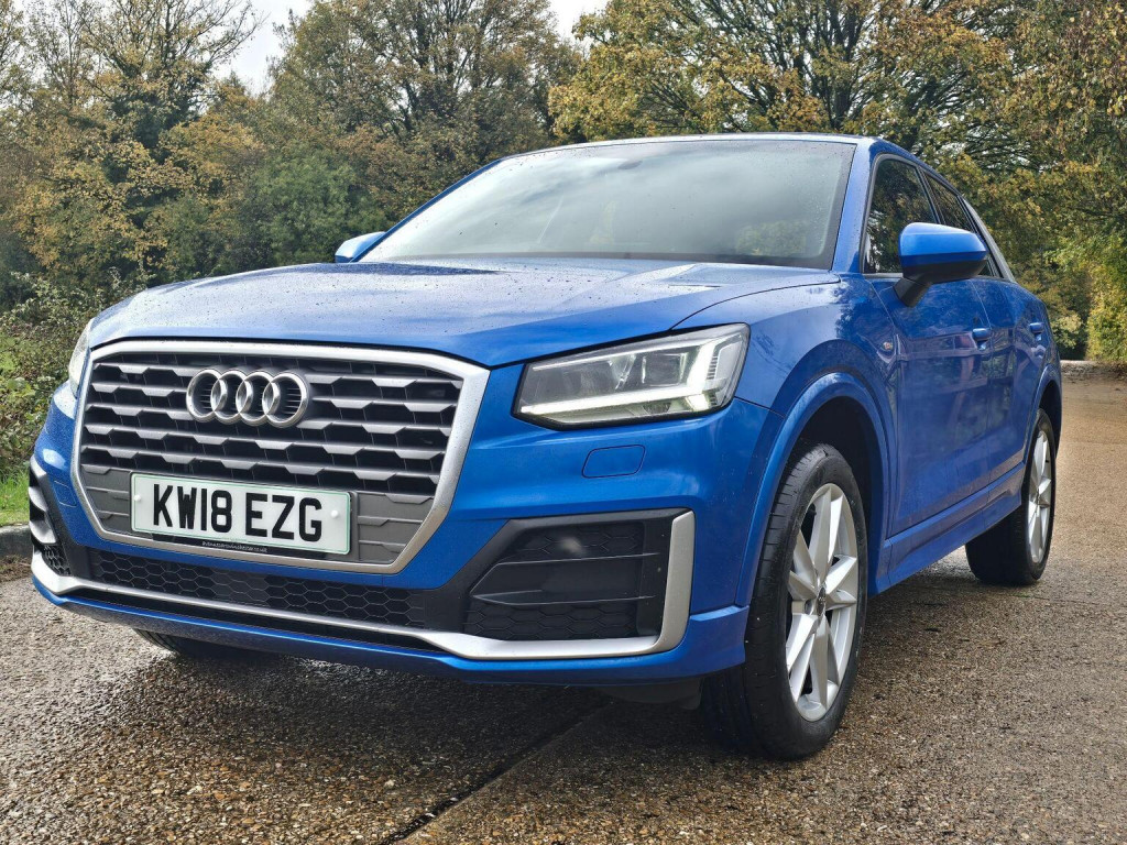 AUDI Q2