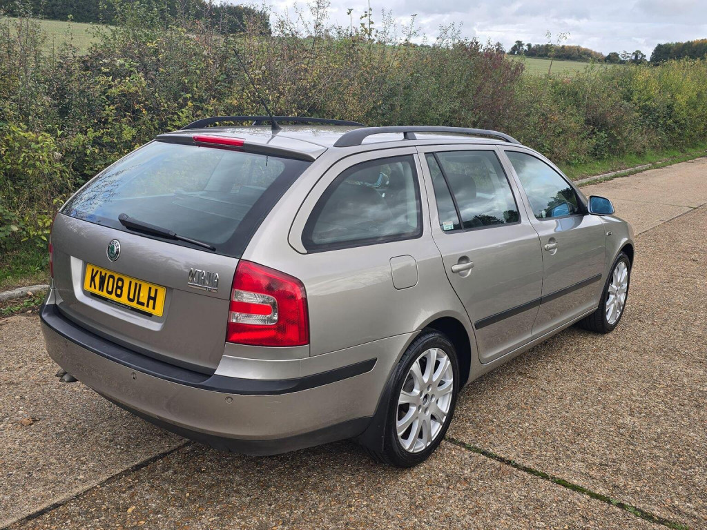 SKODA OCTAVIA