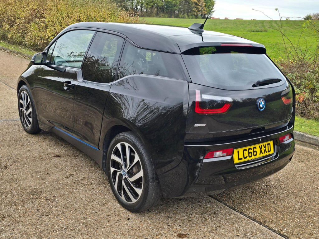 BMW I3