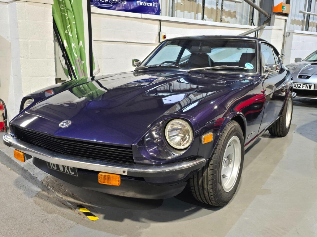 DATSUN 240Z