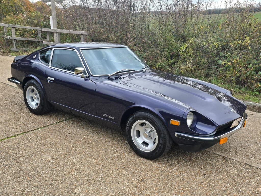DATSUN 240Z