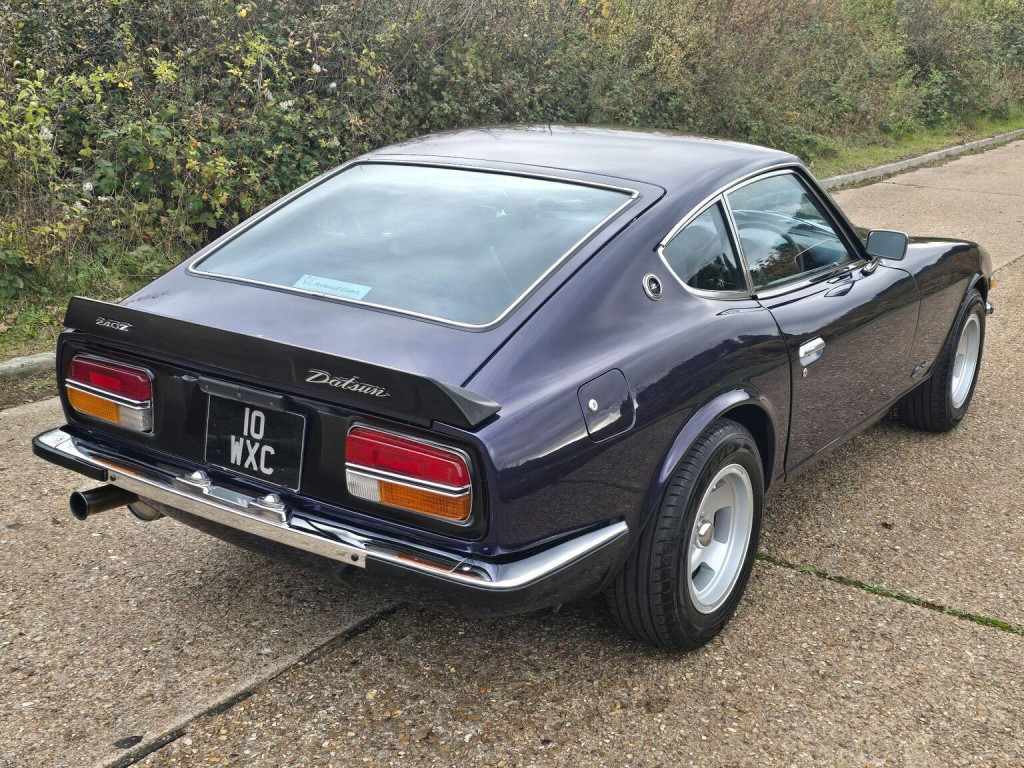 DATSUN 240Z