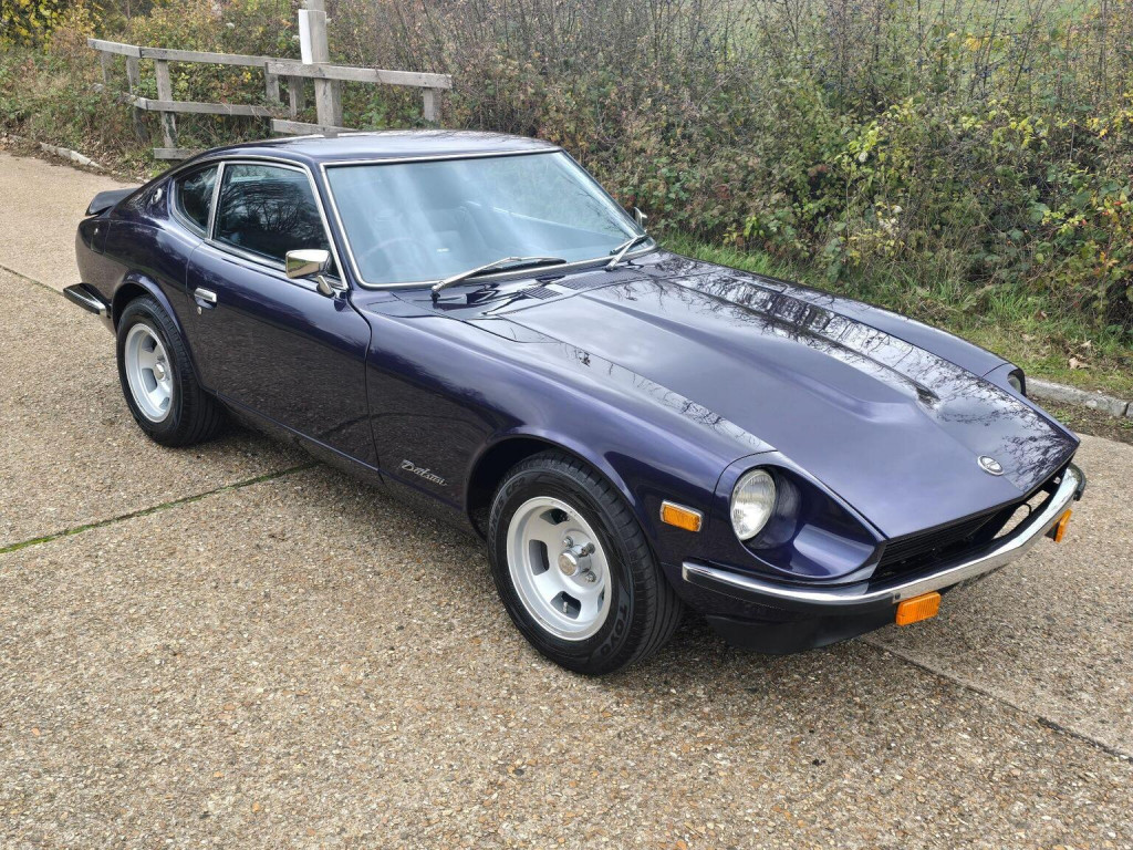 DATSUN 240Z