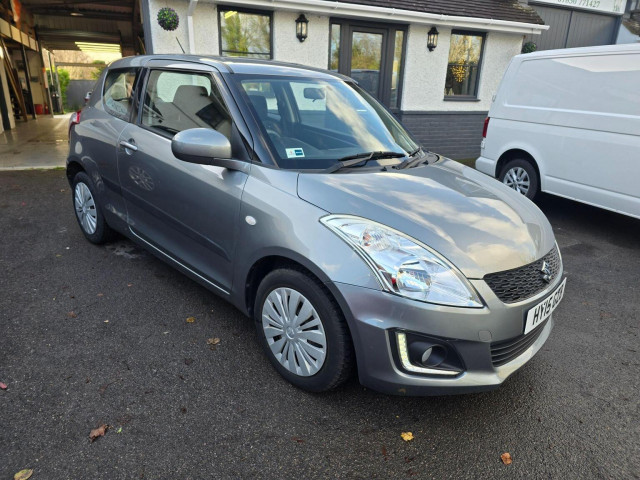 SUZUKI SWIFT