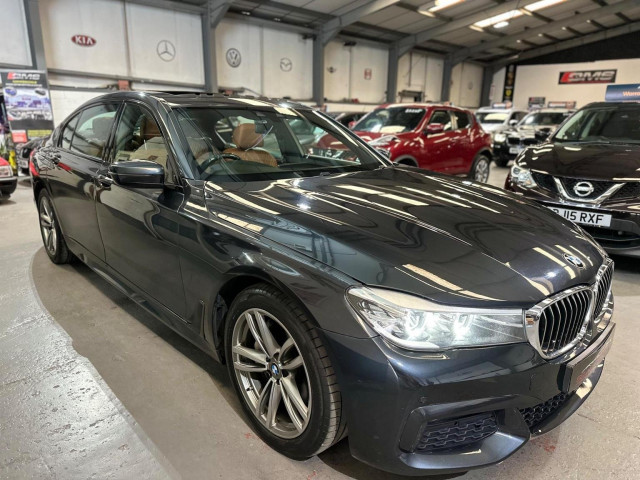 BMW 7 SERIES