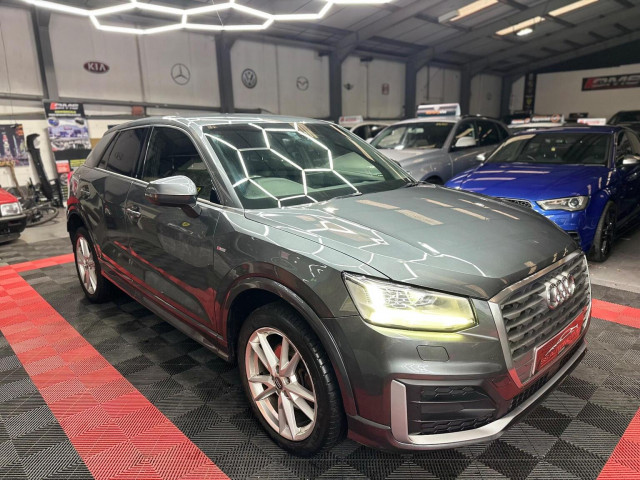 AUDI Q2