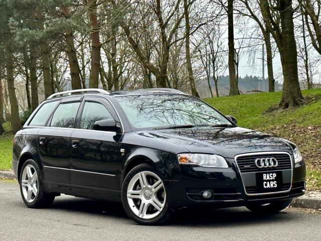 AUDI A4 AVANT