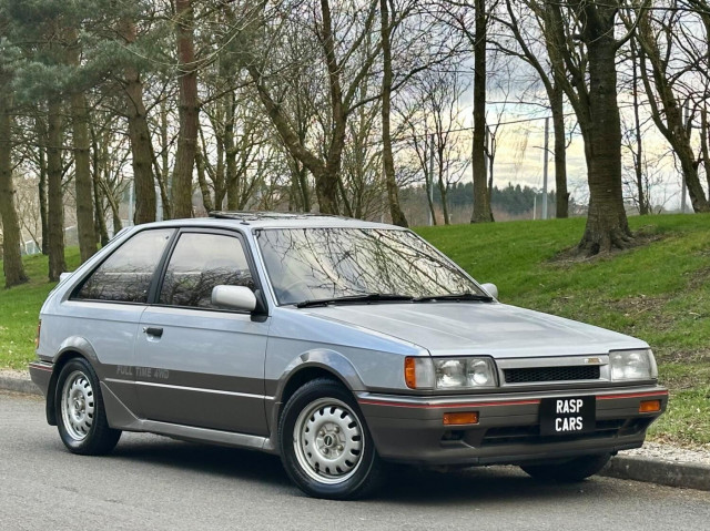 MAZDA 323