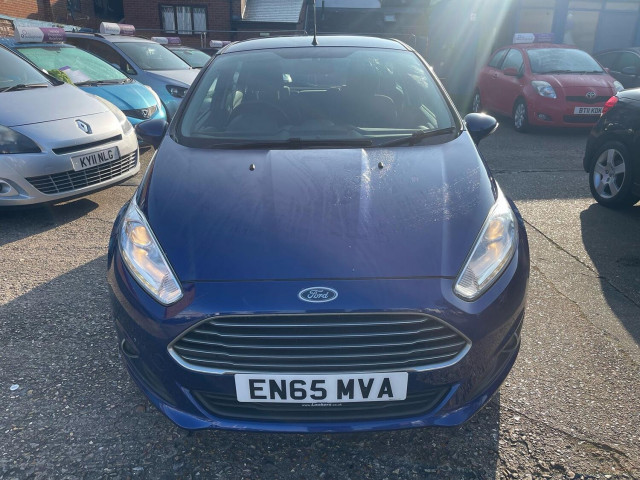 FORD FIESTA 1.0 T EcoBoost Zetec