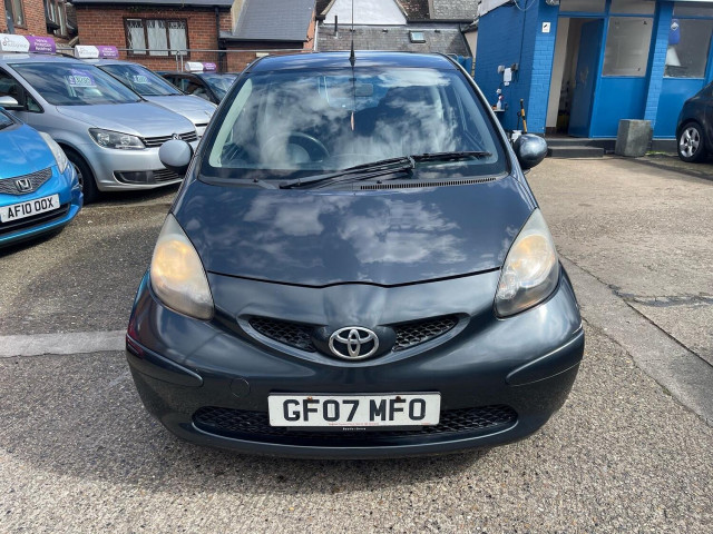 TOYOTA AYGO 1.0 VVT-i +