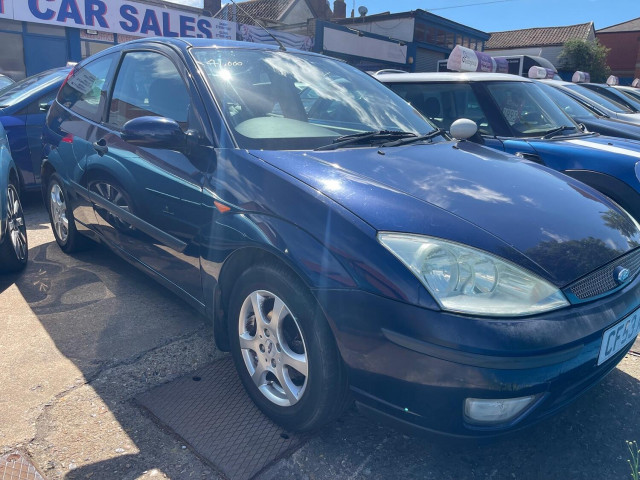 FORD FOCUS 1.6 i 16v Ink Limited Edition