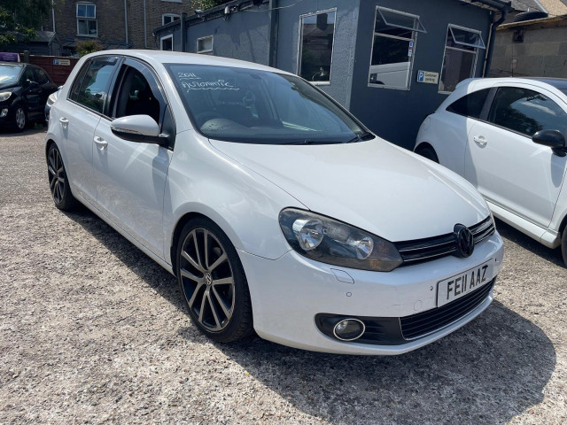 VOLKSWAGEN GOLF 2.0 TDI GT