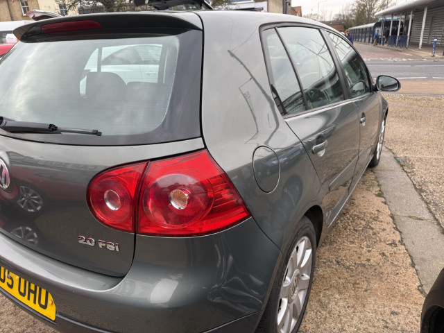VOLKSWAGEN GOLF 2.0 FSI GT
