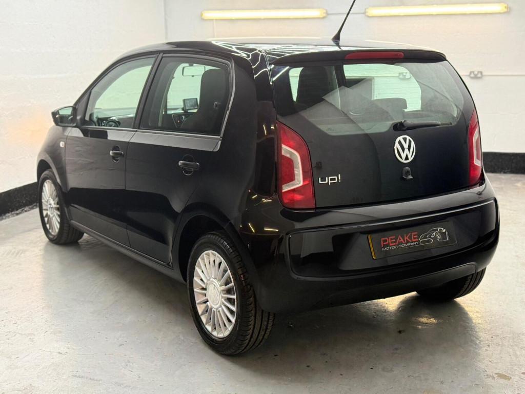 VOLKSWAGEN UP