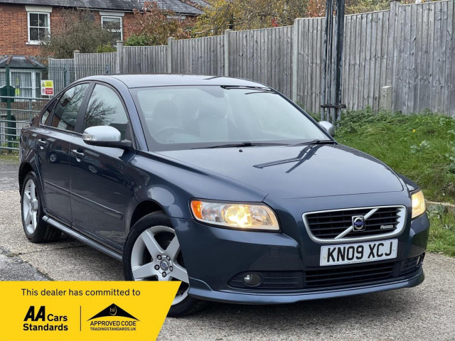 VOLVO S40