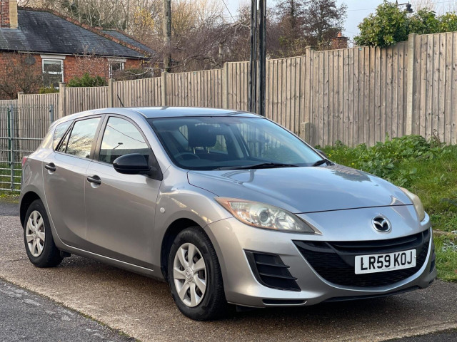 MAZDA MAZDA3