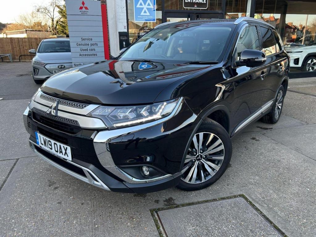 MITSUBISHI OUTLANDER