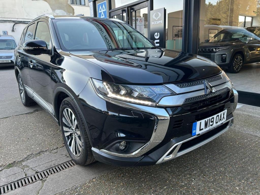 MITSUBISHI OUTLANDER