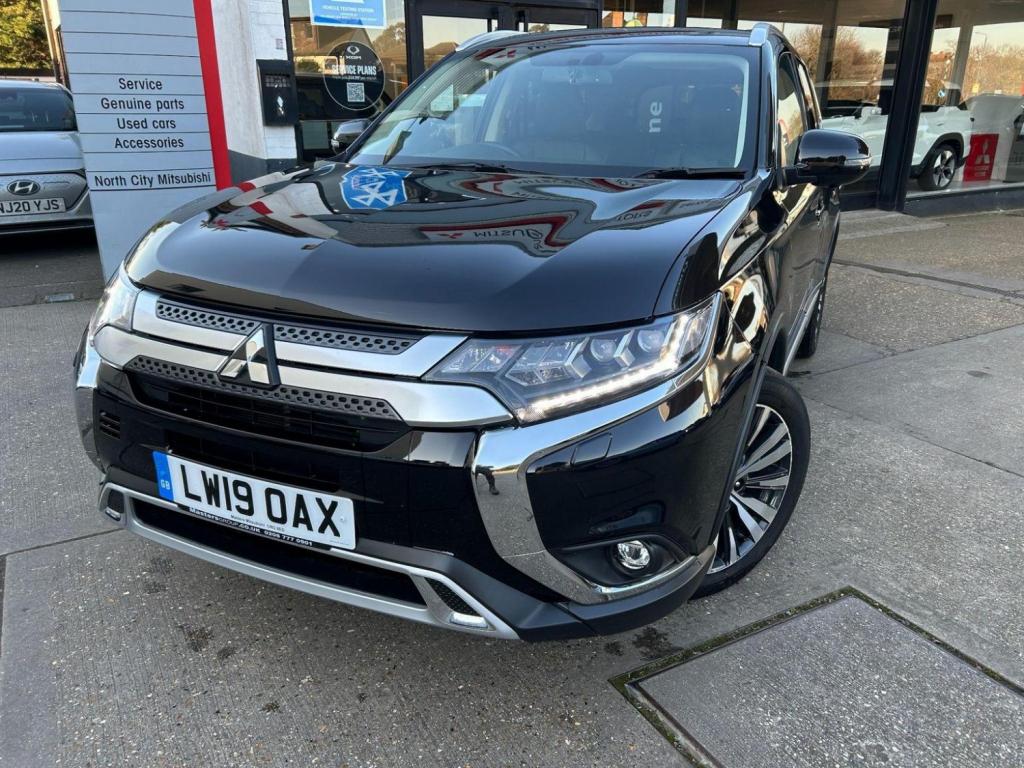MITSUBISHI OUTLANDER