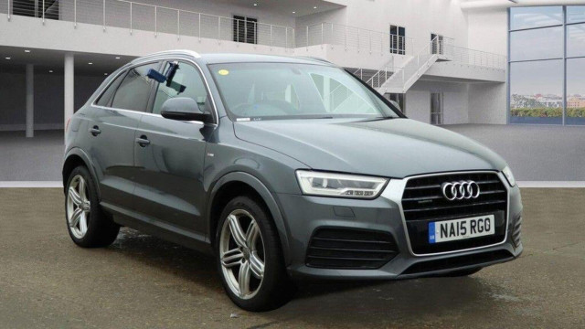 AUDI Q3