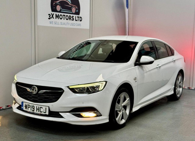VAUXHALL INSIGNIA
