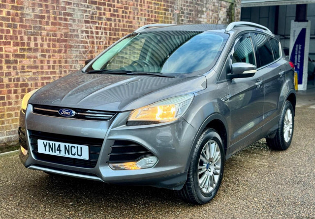 FORD KUGA