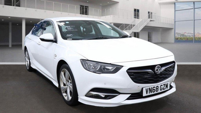 VAUXHALL INSIGNIA