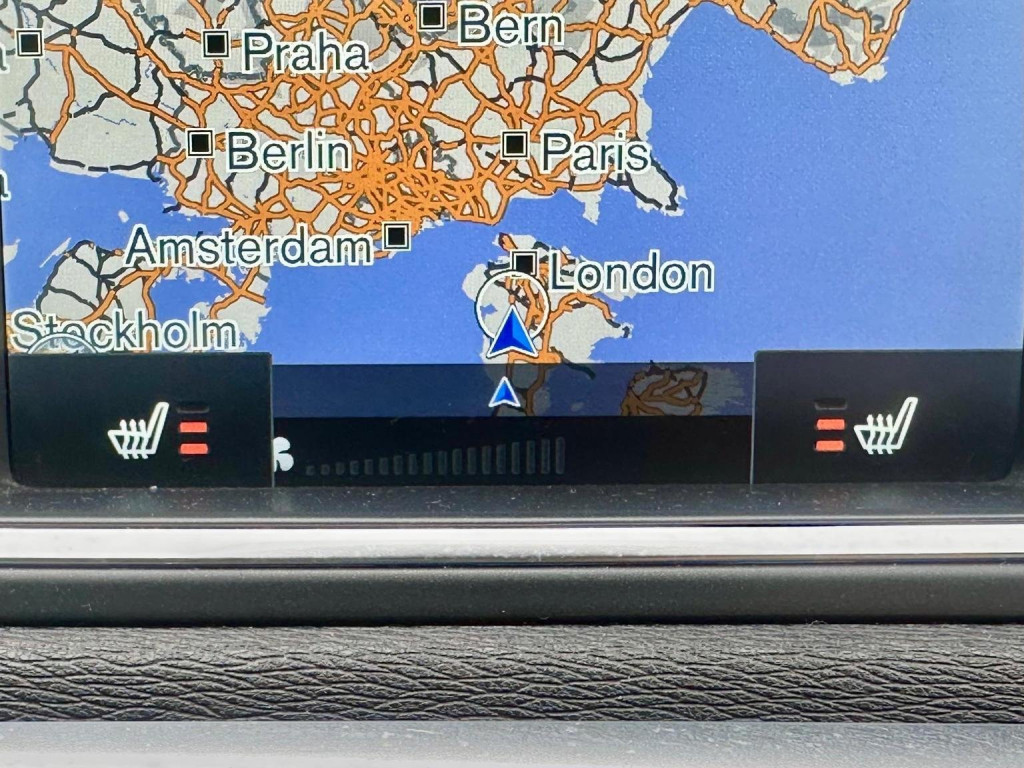 VOLVO V40 CROSS COUNTRY