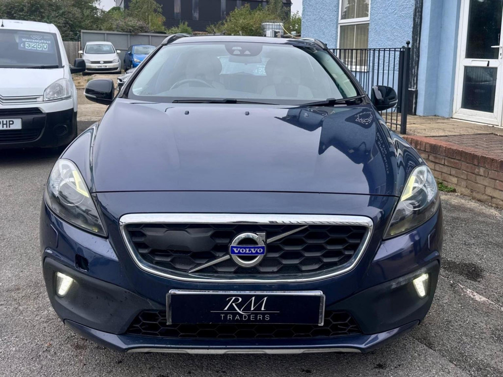 VOLVO V40 CROSS COUNTRY