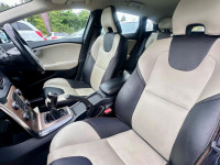 VOLVO V40 CROSS COUNTRY